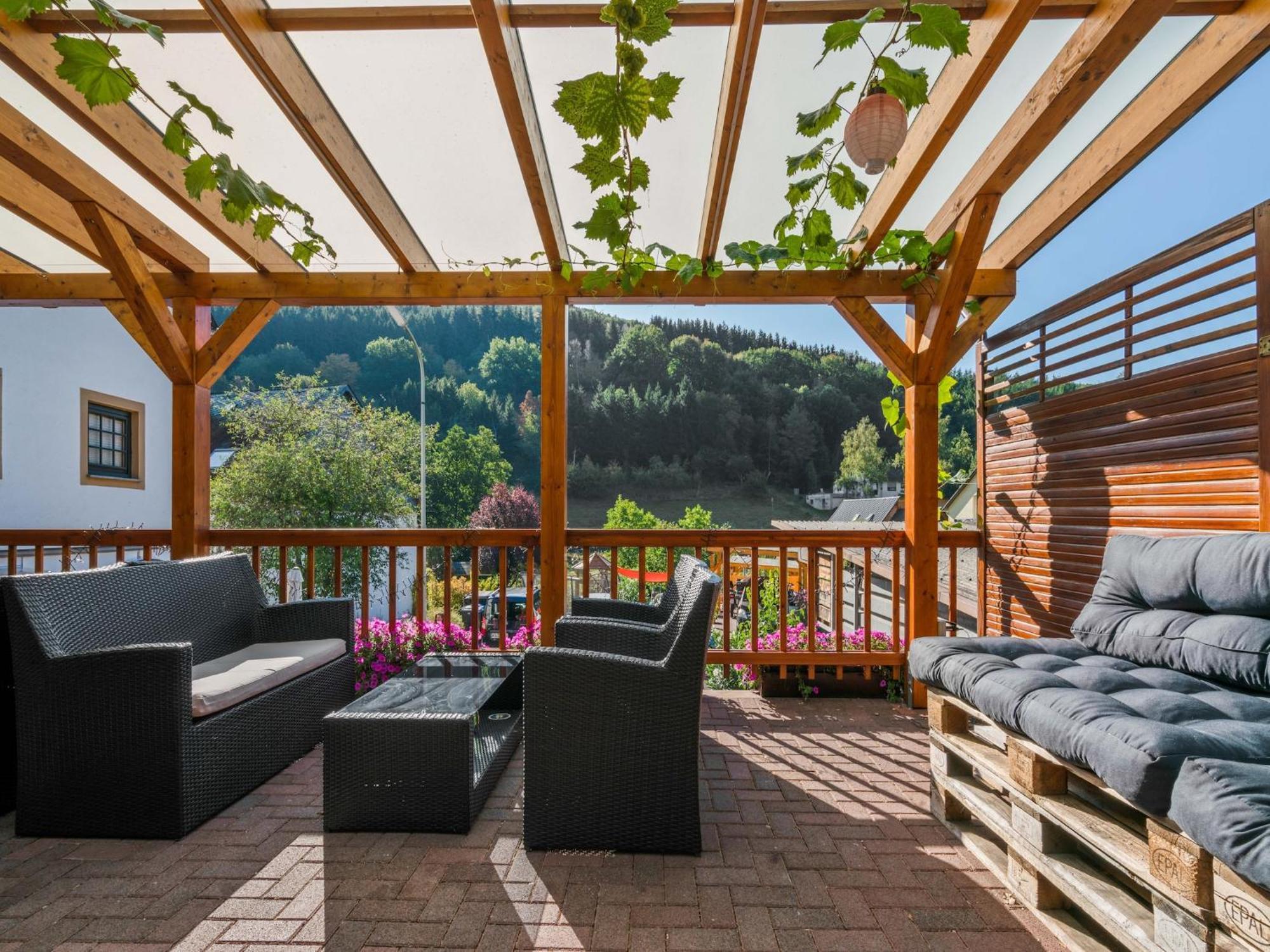 A Modern Apartment In The Hunsr Ck Region S Romantic Drohn Valley Merschbach Extérieur photo