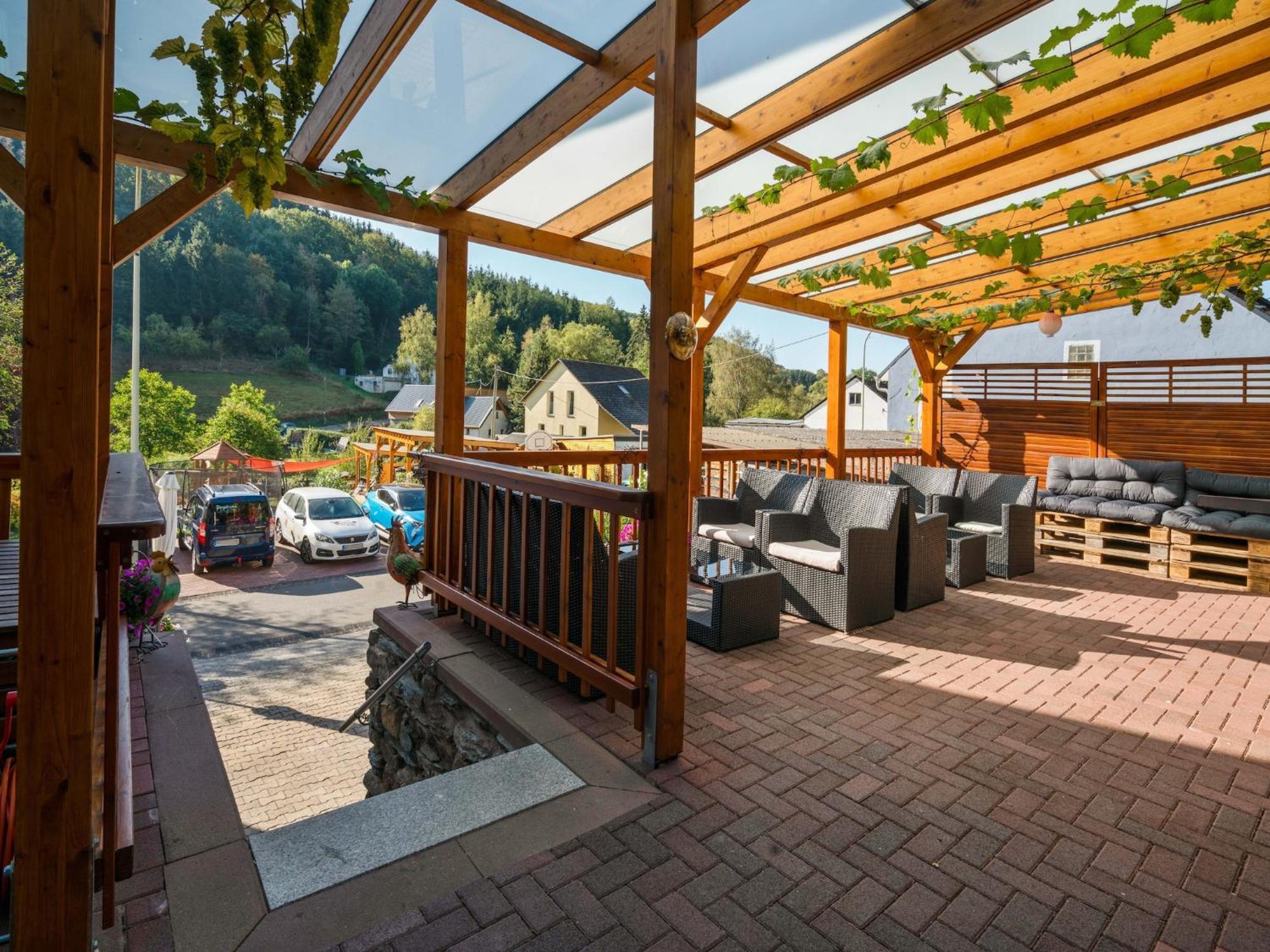 A Modern Apartment In The Hunsr Ck Region S Romantic Drohn Valley Merschbach Extérieur photo