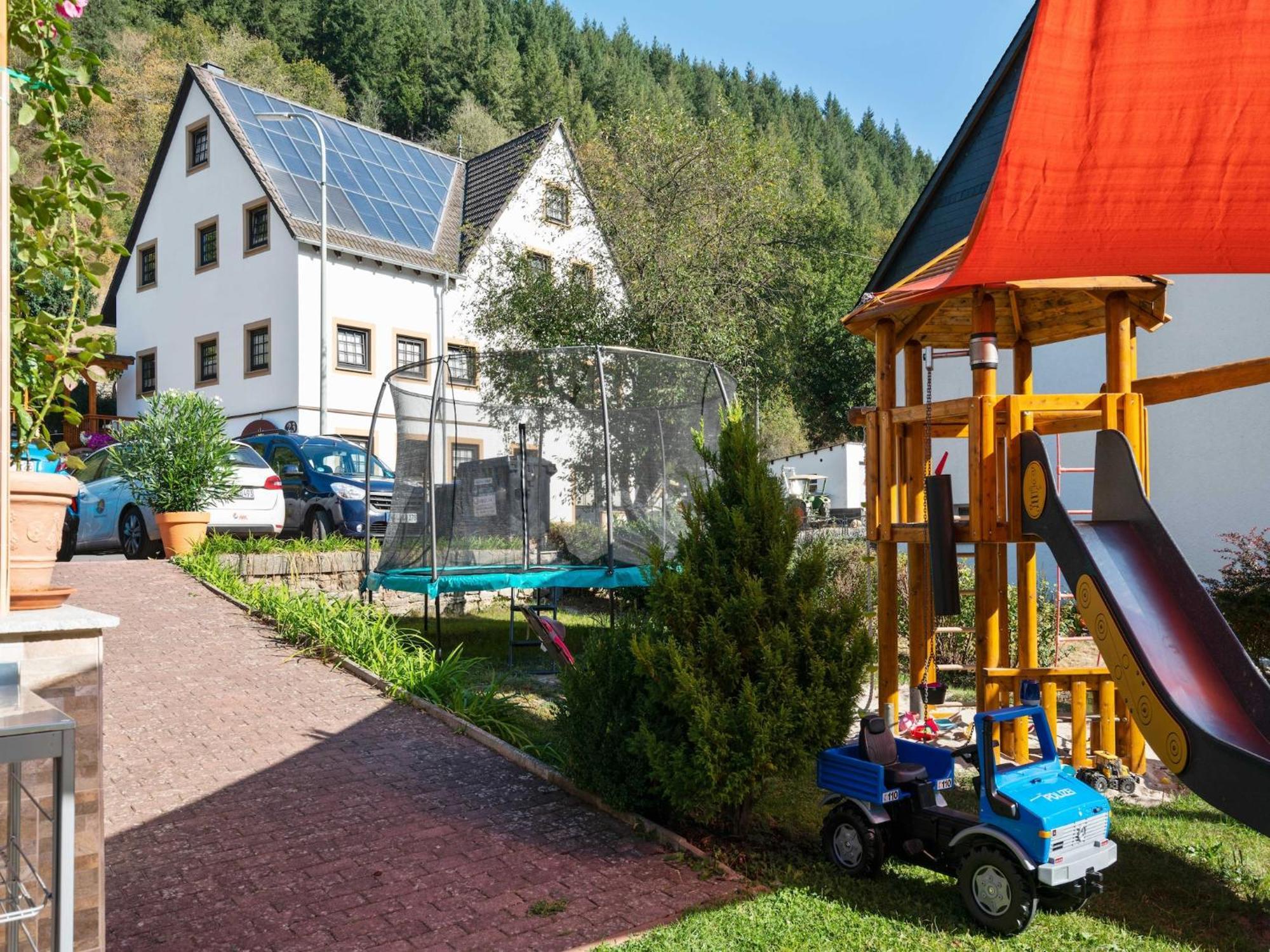 A Modern Apartment In The Hunsr Ck Region S Romantic Drohn Valley Merschbach Extérieur photo