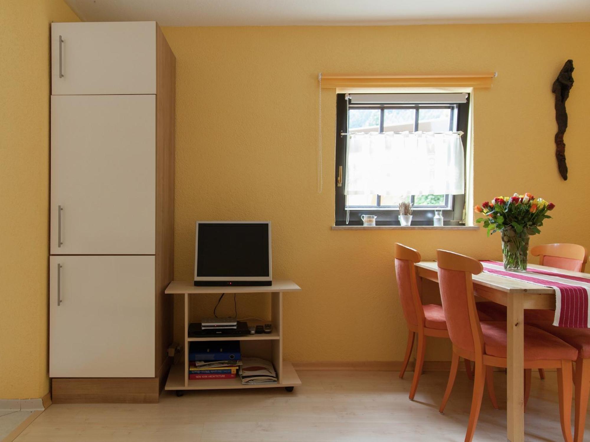 A Modern Apartment In The Hunsr Ck Region S Romantic Drohn Valley Merschbach Extérieur photo