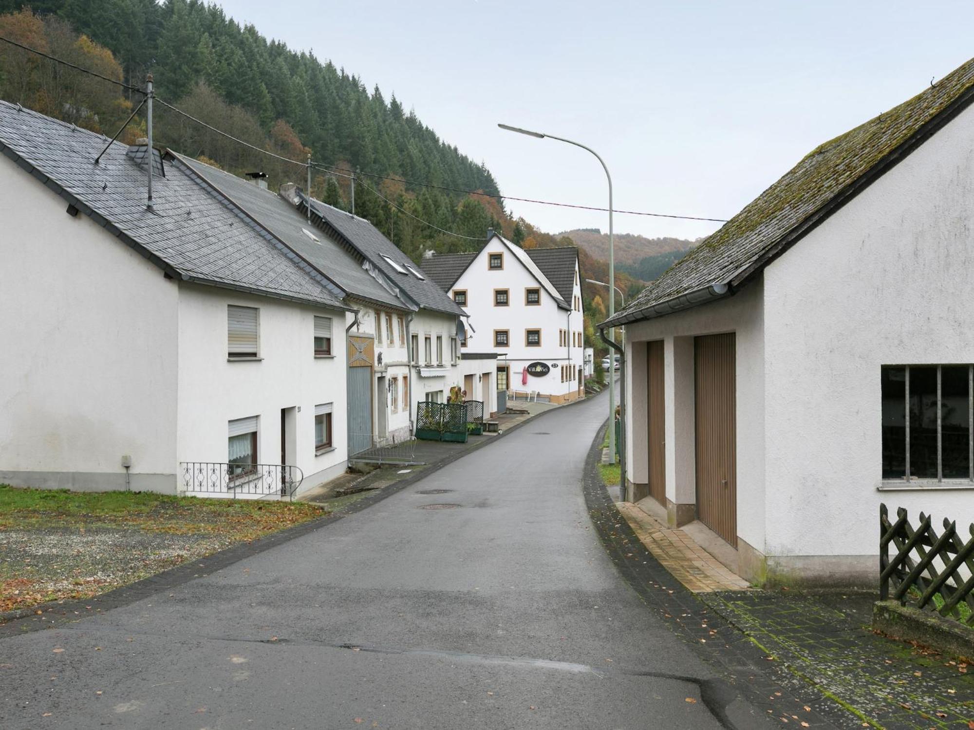 A Modern Apartment In The Hunsr Ck Region S Romantic Drohn Valley Merschbach Extérieur photo